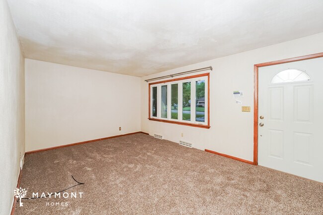 Building Photo - Charming 3-Bedroom Home with Finished Base...