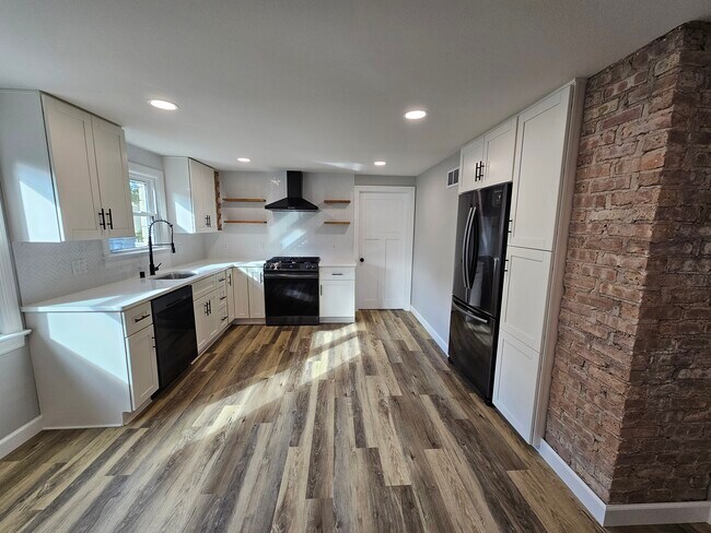 Foto del edificio - 1066 Poplar St