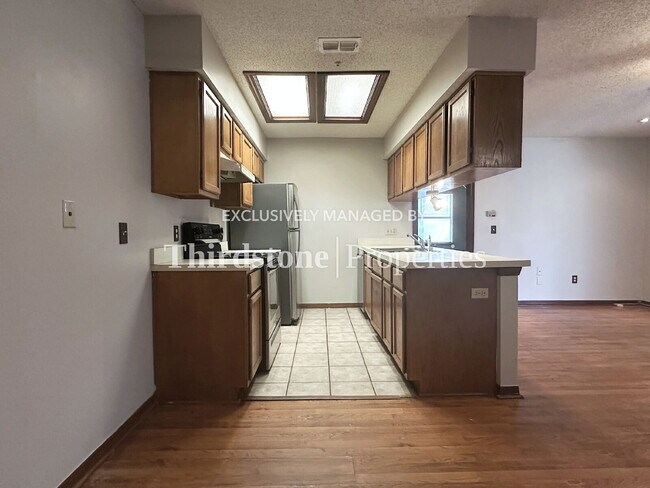 Foto del edificio - 5636 Bryner Dr
