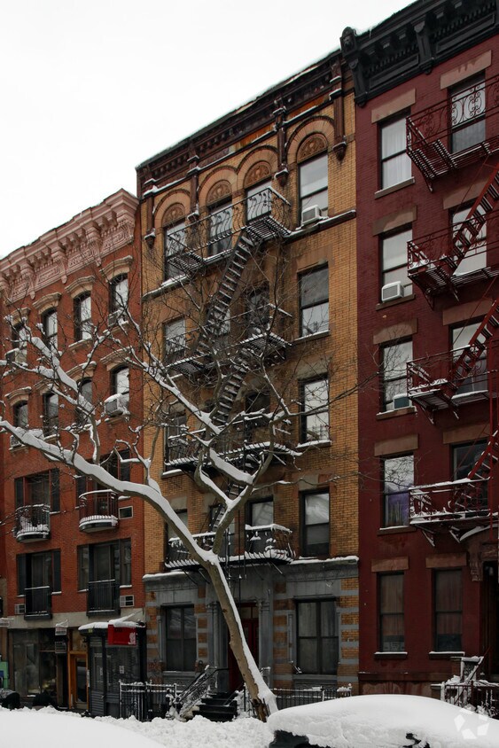 Foto del edificio - 100 E 7th St