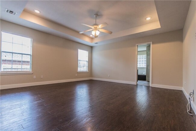 Foto del edificio - 3903 SW Cherry Rd