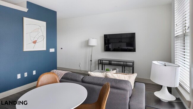 Foto del edificio - 3383 Cedarplaza Ln