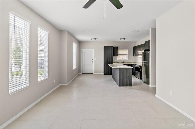 Building Photo - 10 Alta Vista Dr