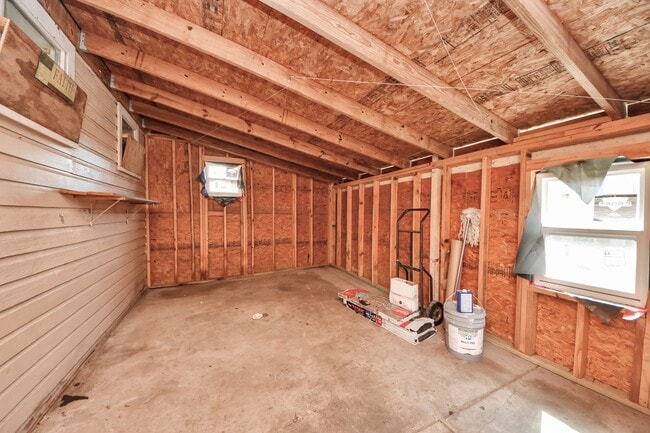 Building Photo - 3804 Lila St