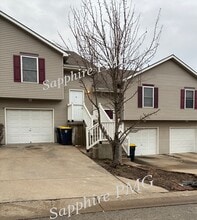 Building Photo - 5621 N Northwood Terrace