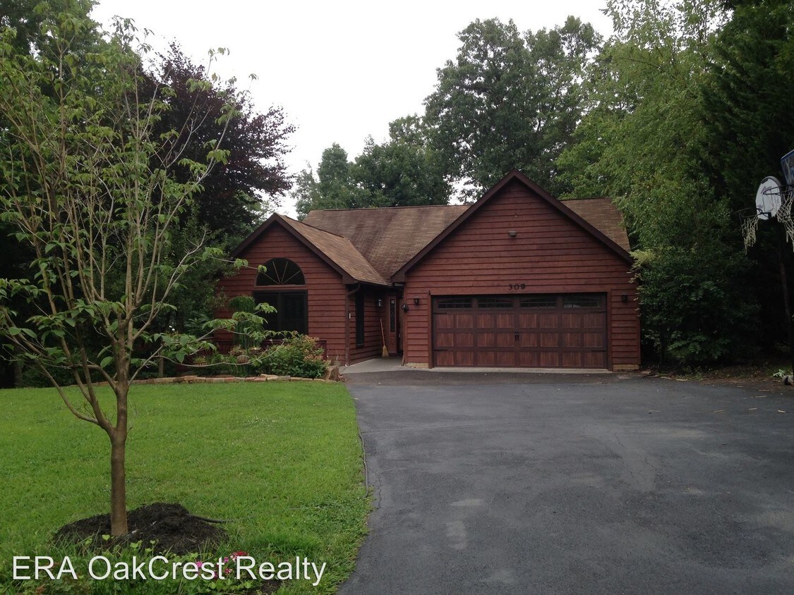 309 Dogwood Dr, Cross Junction, VA 22625 House Rental in Cross Junction, VA