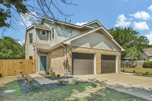 Foto del edificio - 516 Gregory Ct