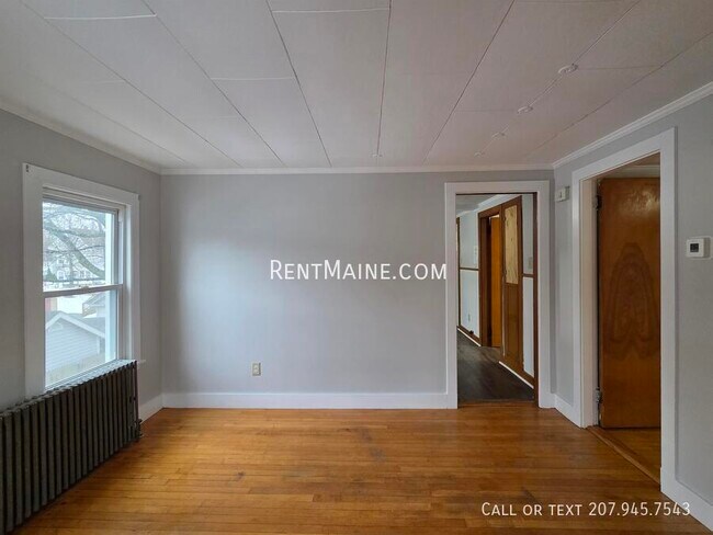 Foto del edificio - 302 Turner St