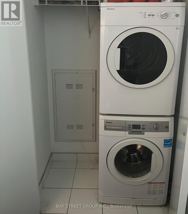 Photo du bâtiment - 15 Grenville St