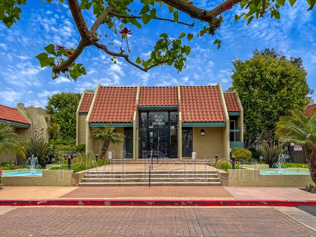 Building Photo - 926 Palo Verde Ave