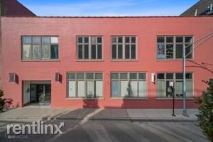 Building Photo - 2 br, 1 bath Condo - 2418 W Bloomingdale A...