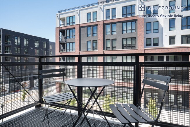 Foto del edificio - 4310 Hubbard St