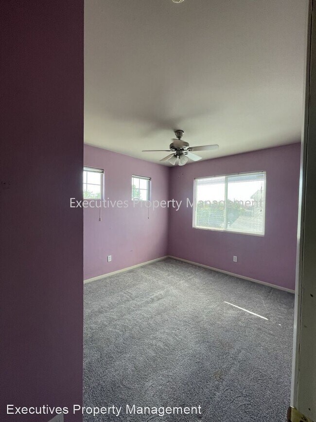 Building Photo - 3 br, 2.5 bath House - 4333 Briggs Ln