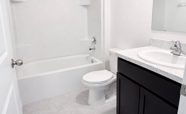 Building Photo - Rental in Lake Diamond