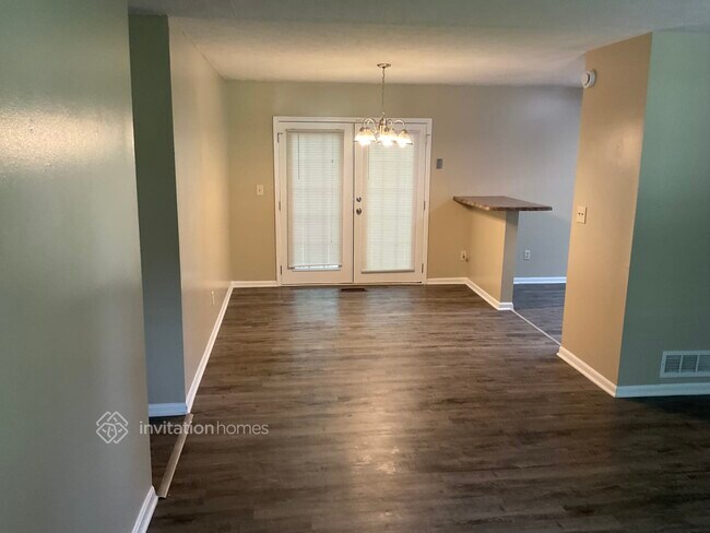 Building Photo - 4032 Cindy Dr