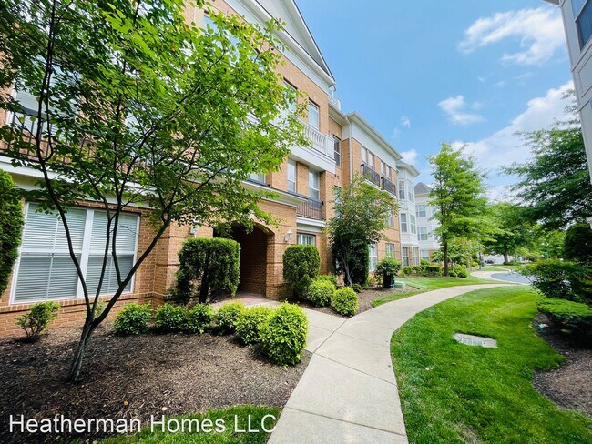 Building Photo - 3 br, 2.5 bath House - 8610 Liberty Trail ...