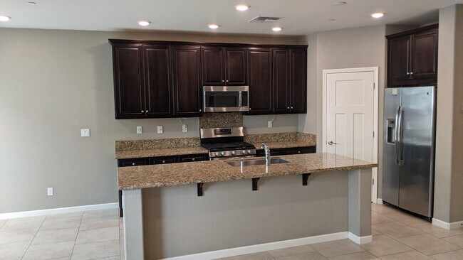 Building Photo - 6011 Terra Ln