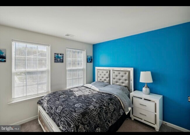 Foto del edificio - 9611 Weshire Dr