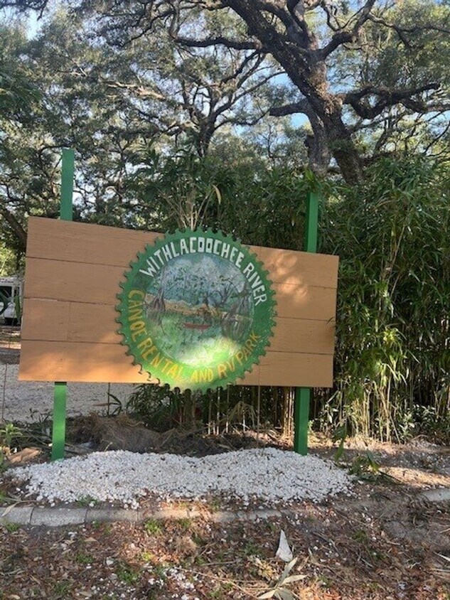 39847 FL575 Unit Lot 11, Dade City, FL 33523 Room for Rent in Dade