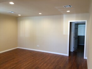 Building Photo - 6136 Coldbrook Ave