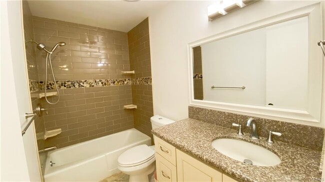 2 Bathroom - 5901 Canterbury Dr
