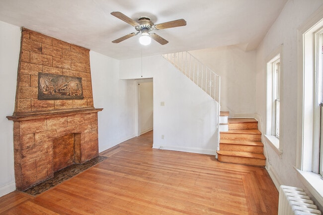 Building Photo - 428 S Trenton Ave