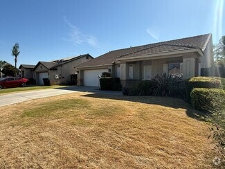 Building Photo - 4703 Saguaro Ct