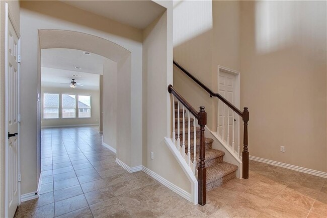 Building Photo - 3028 Angelina Ct