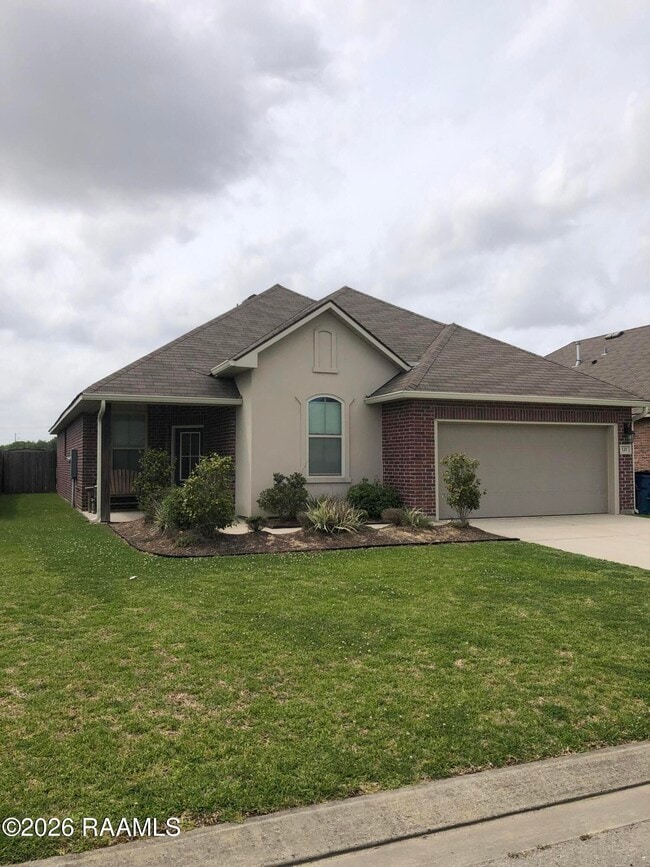 Building Photo - 121 Merrydale Ln