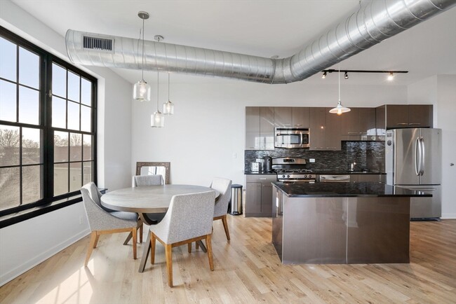 Foto del edificio - 944 Dorchester Ave