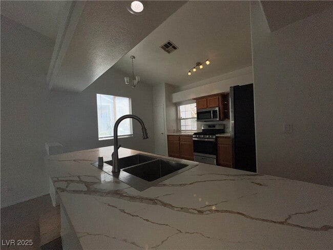 Building Photo - 1356 Lamplight Village Ln
