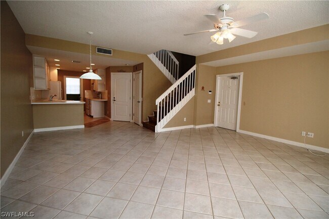 Foto del edificio - 5325 Cove Cir