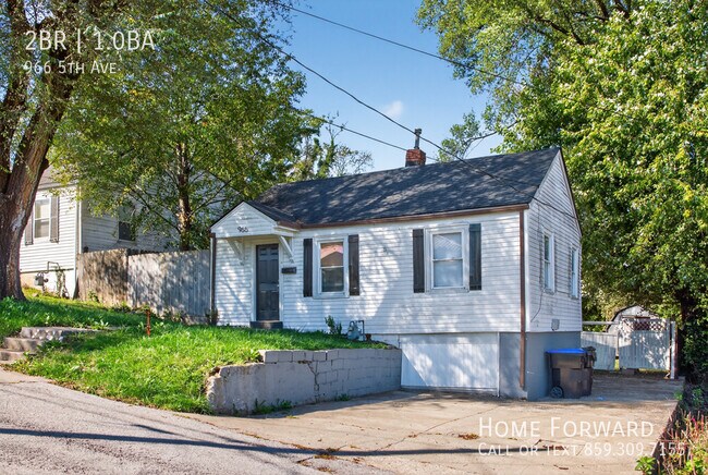 Building Photo - 966 5th Ave