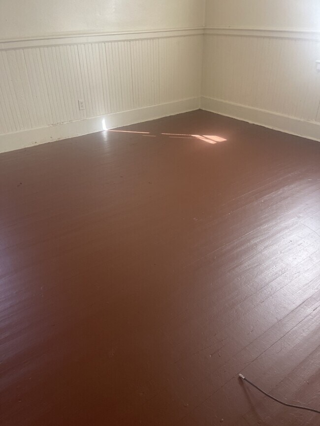 Building Photo - 2 Bedroom in Joanna