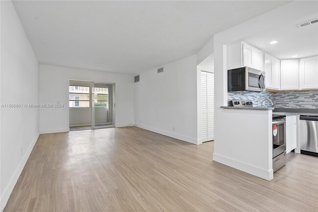 Foto del edificio - 2191 NE 1st Ct