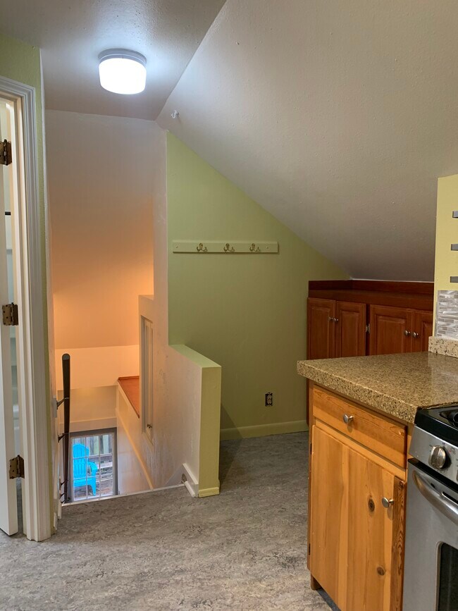 Kitchen - 4338 NE Glisan St
