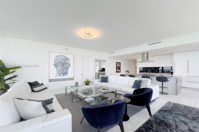 Foto del edificio - 700 NE 26th Terrace