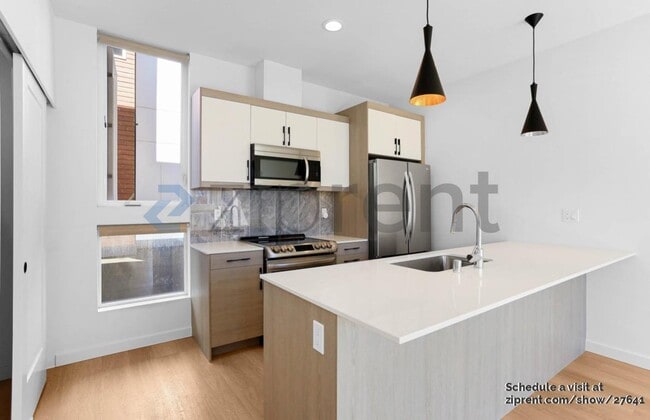 Building Photo - 908 NW 56th St