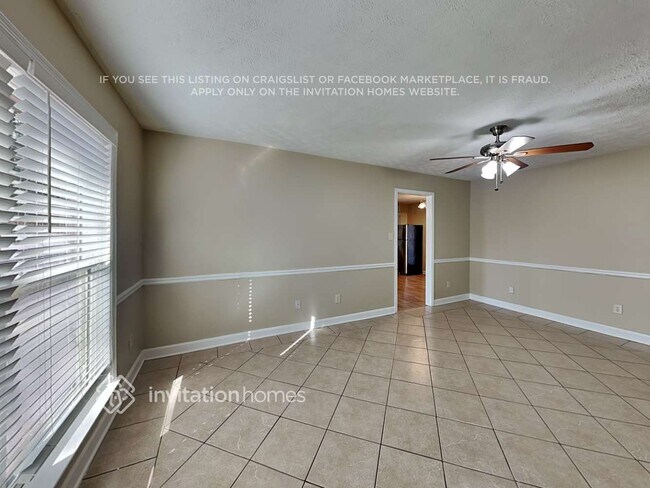 Building Photo - 2381 Cedar Dr