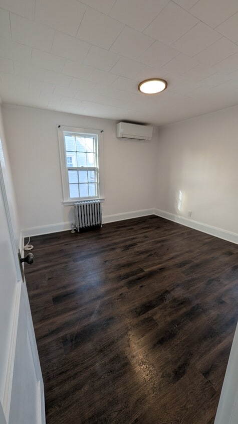 Bedroom - 147 Locust St