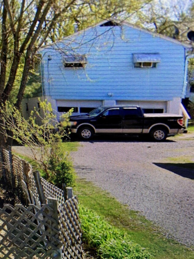 Foto principal - 92 Western Ave