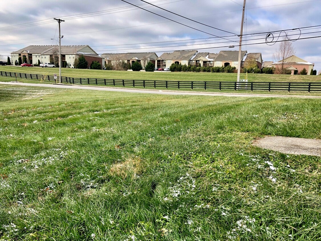 1000 Merrick Dr, Richmond, KY 40475 Townhome Rentals in Richmond KY