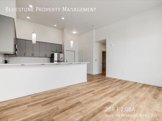 Foto del edificio - One Month Free w/ Immediate Move-in