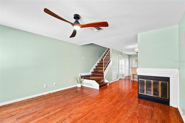 Foto del edificio - 5704 Bratton Dr