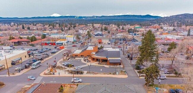 Foto del edificio - 824 NE 4th St