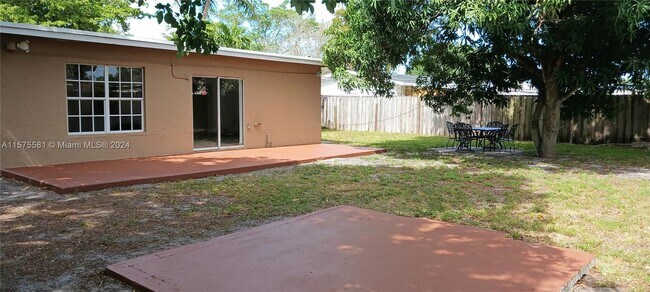 Building Photo - 6464 Johnson St