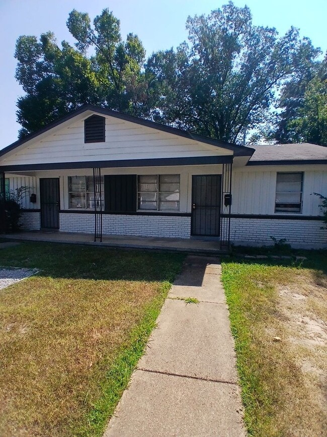 Photo - Fully Renovated 2 bedroom 1 bath Duplex -$... House