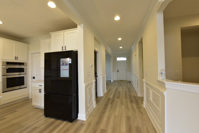 Foto del edificio - 4325 Harold Dr