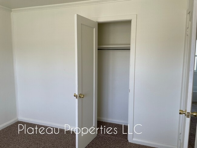 Foto del edificio - 710 Mc Cormick School Rd