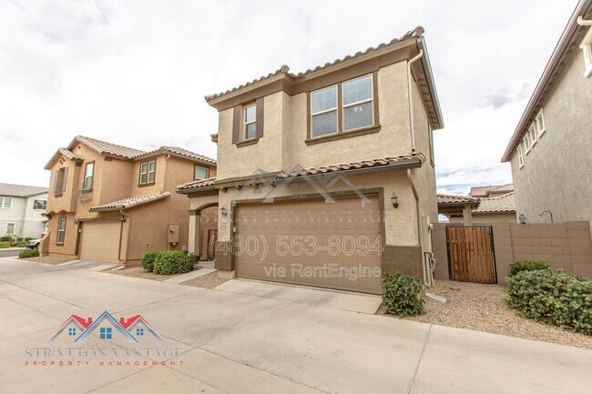 Foto del edificio - 11689 N 166th Dr